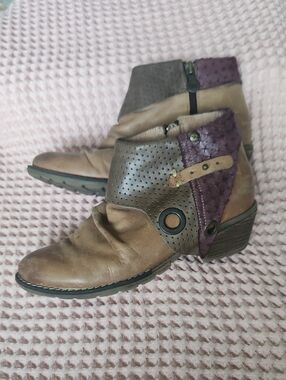 Wandapanda Women's Brown & Purple Leather Ankle Boots Cottagecore Festival